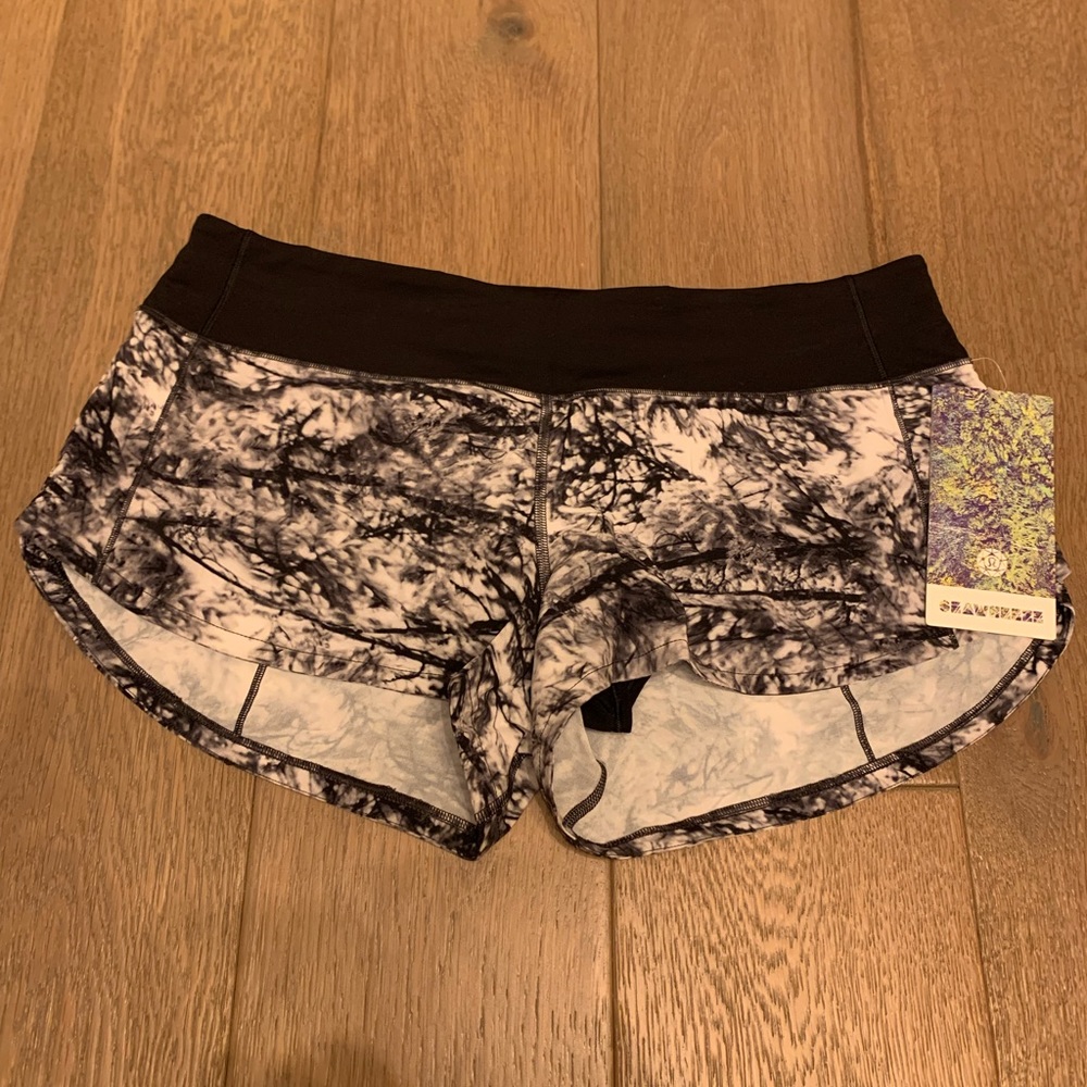 Lululemon Seawheeze speed up short size 8